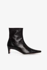 Black ankle boot, pointed toe, low block heel